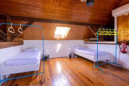 Attic Room - 5 Beds 